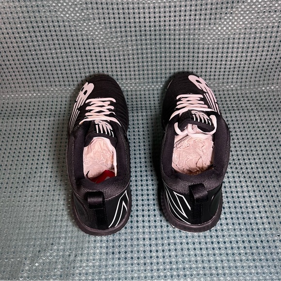 ***NWT*** MEN`S FUELCELL 4040 V6 MOLDED BASEBALL CLEATS - Picture 6 of 11